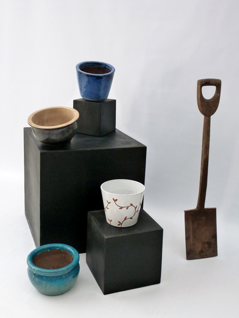 Small-glazed-interior-pots.-H20-25cm